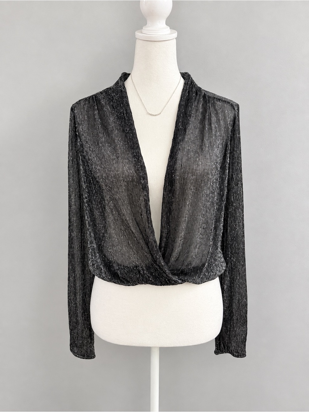 Vivace Women’s S Black Silver Metallic Shimmer Surplice Wrap Blouse Long Sleeve